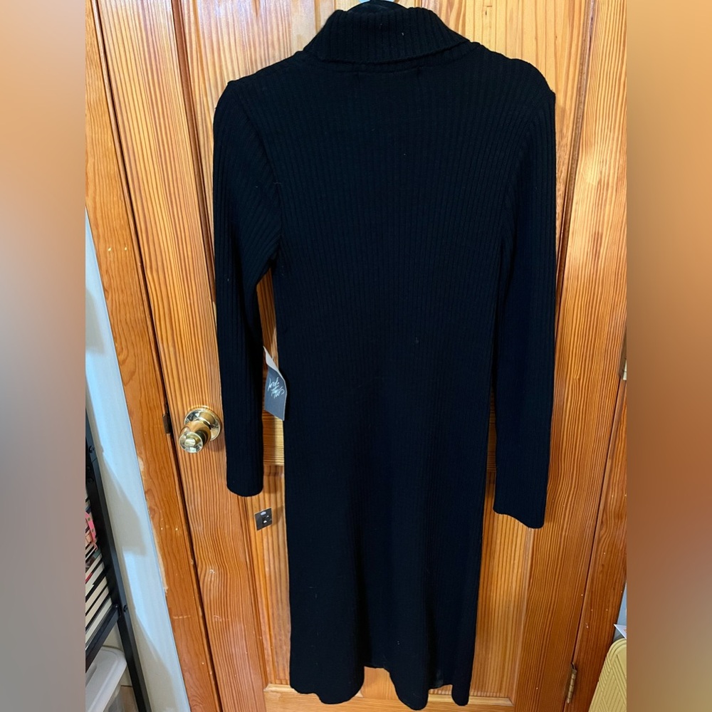 Amanda Charles Black Turtle Neck Sweater Dress NWT - Picture 8 of 8